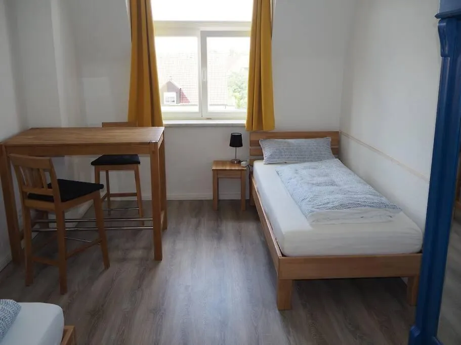 아파트 Top 3-Raum Wohnung, Fuer Monteure 드레스덴